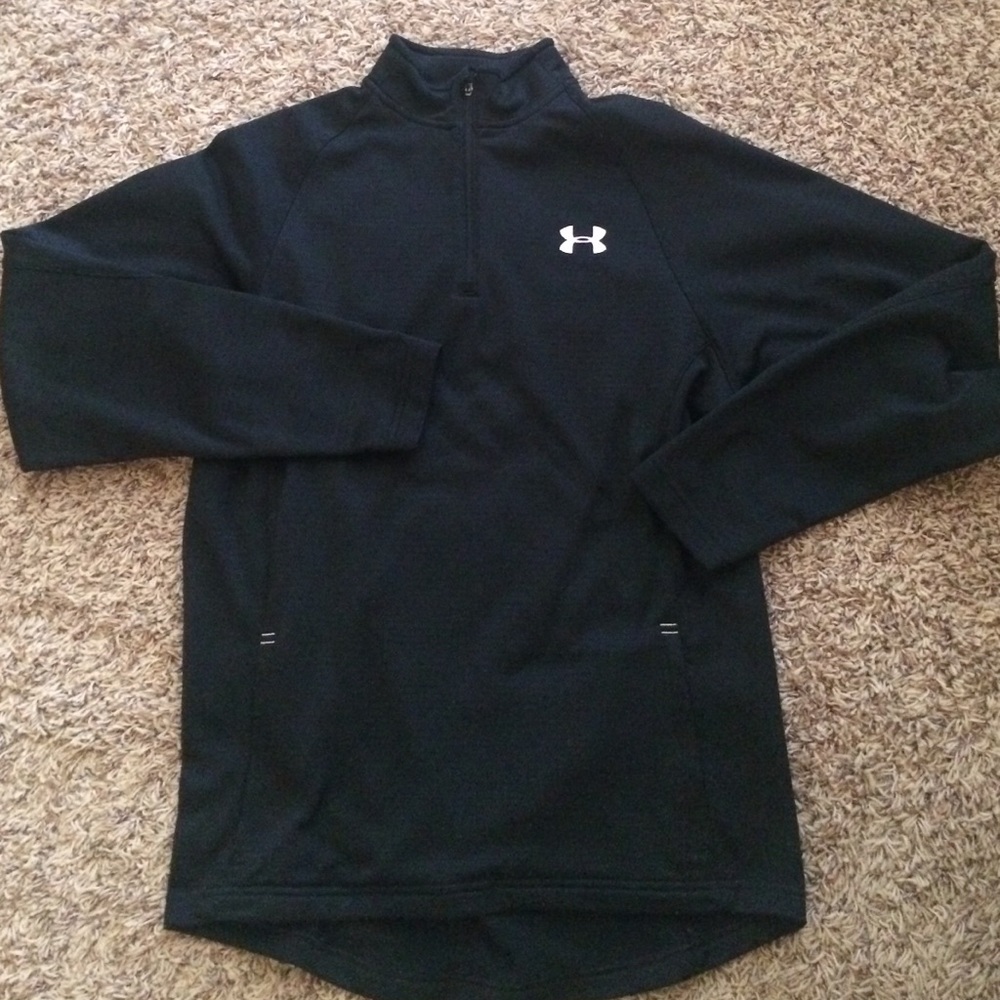 Under Armour zip top with pockets
